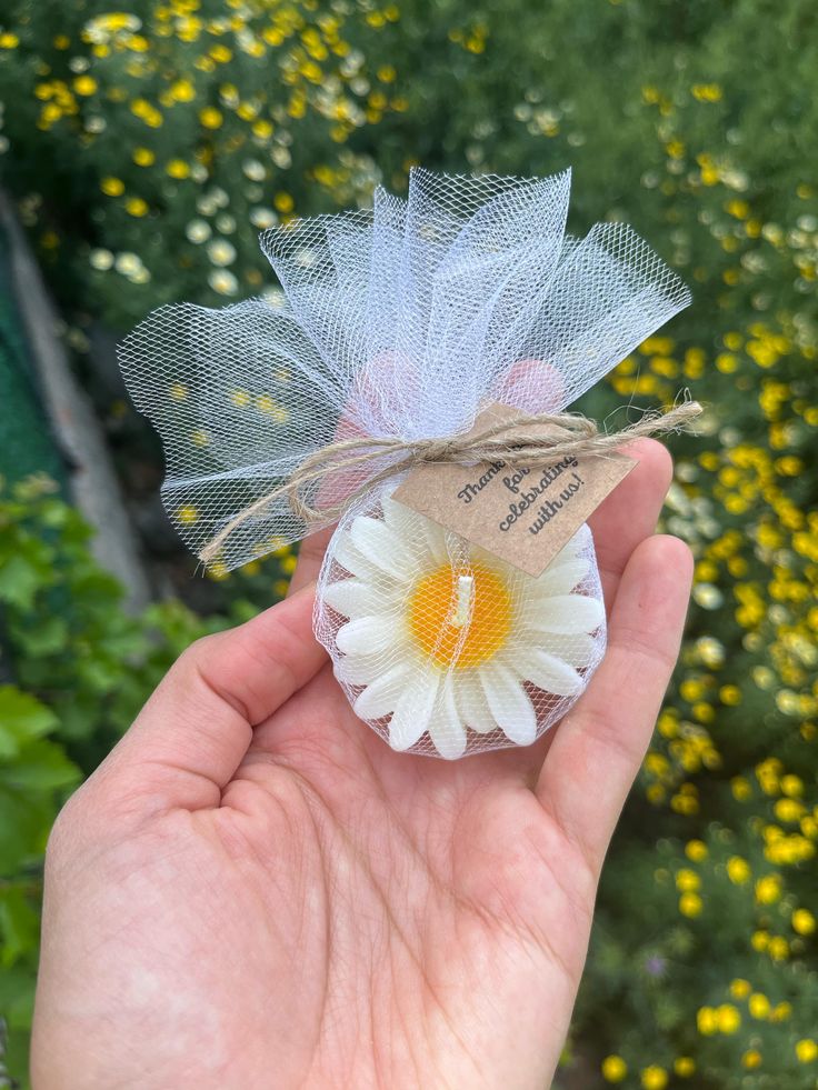 Daisy Blossom Candle